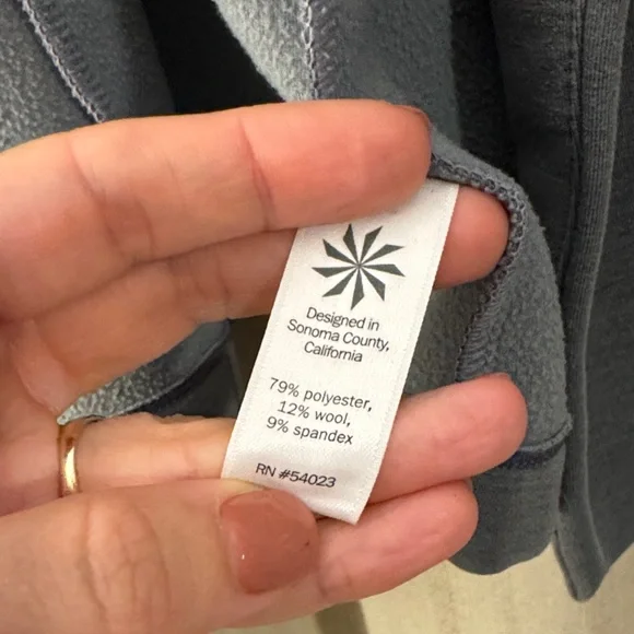 Athleta Wool Softtech Cya Asymmetrical Soft Zip up jacket, Gray, S - Picture 4 of 6